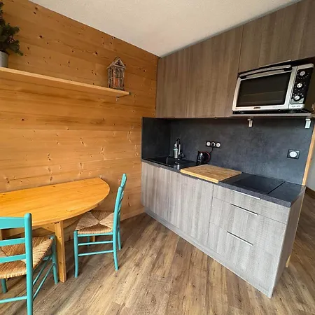 Rénové à Pour 2 Pers. Avec Balcon Et Vue - Fr-1-314-307 Appartamento *
